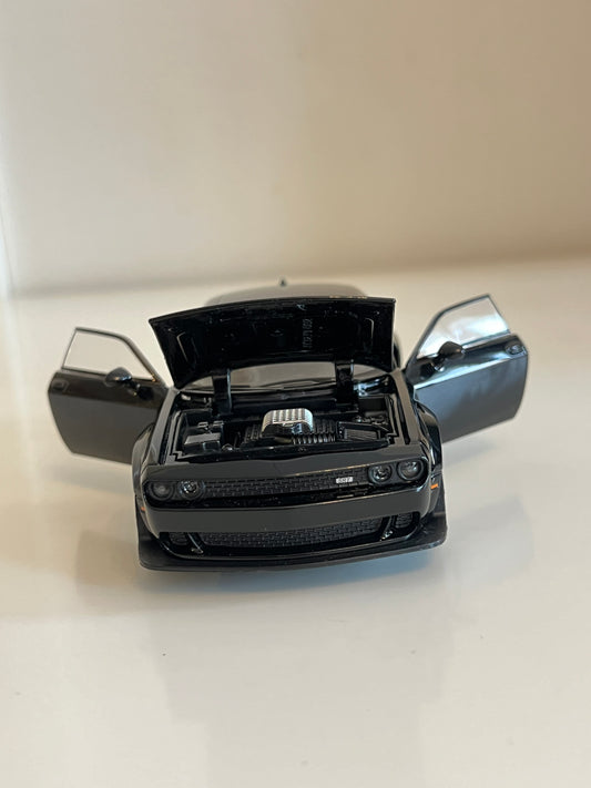 Dodge challenger hellcat car model