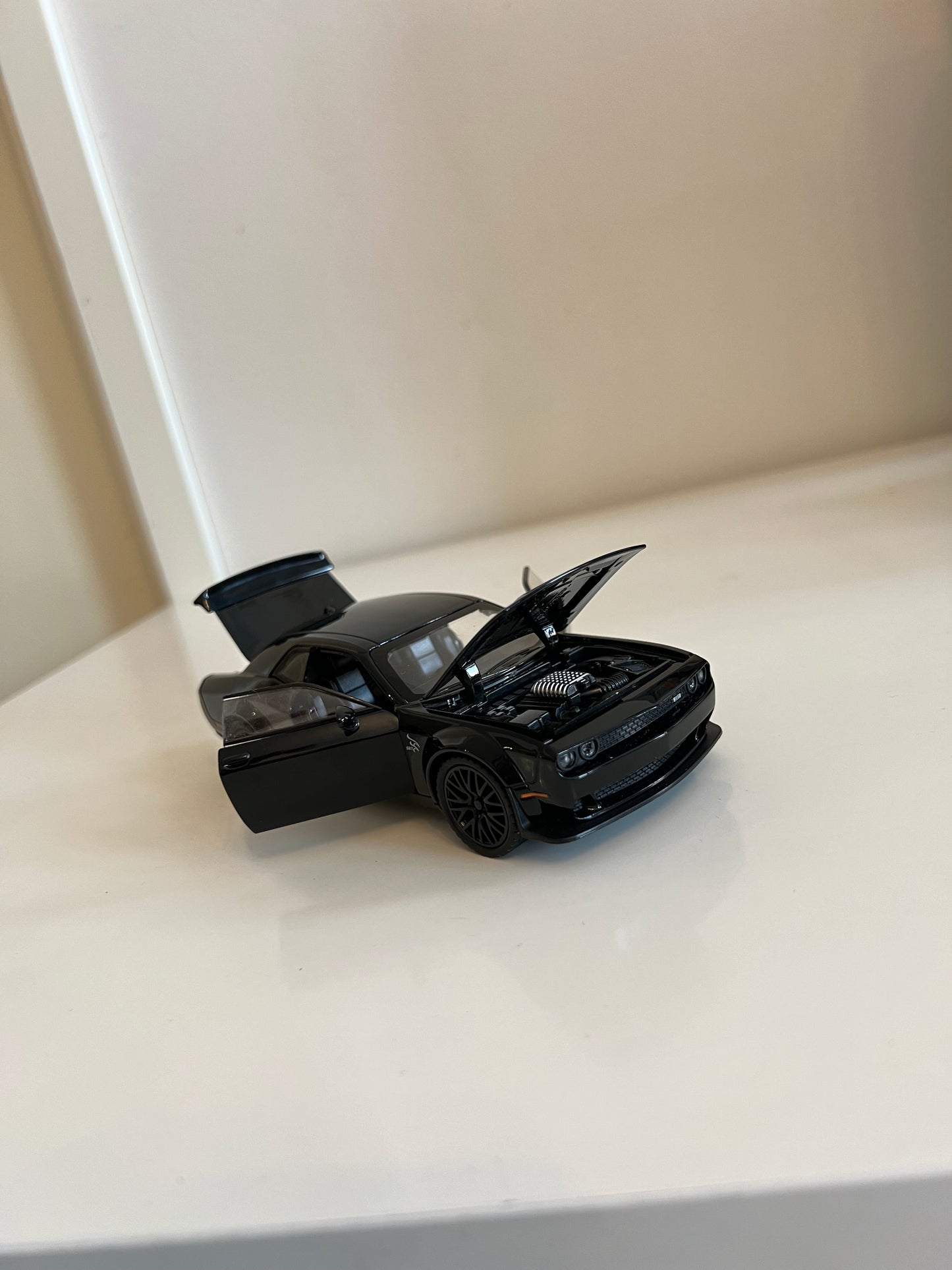 Dodge challenger hellcat car model
