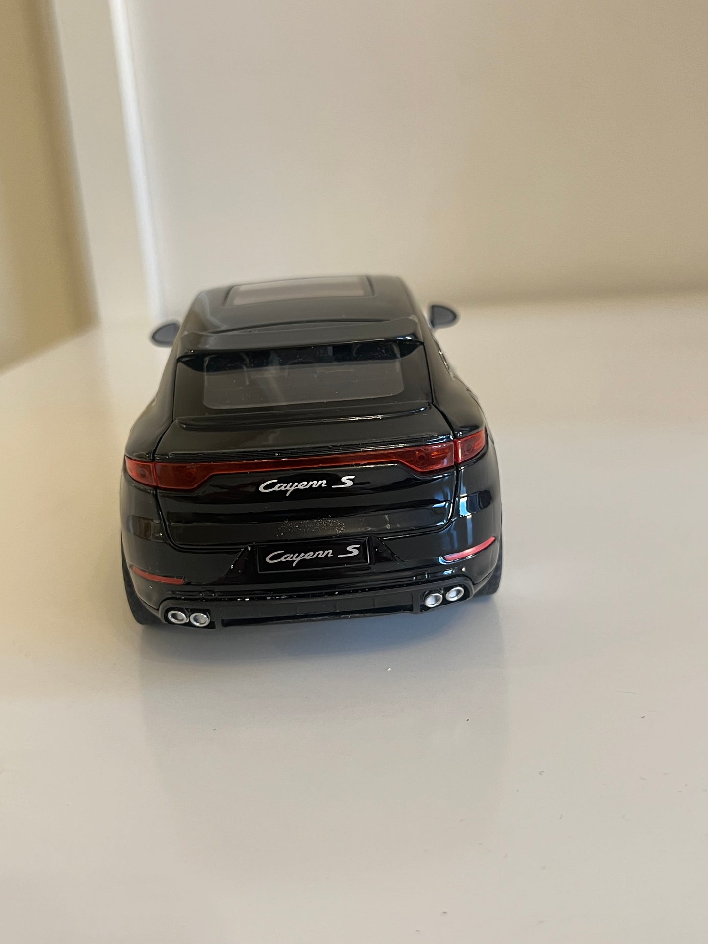 Porsche Cayenne Turbo S car model