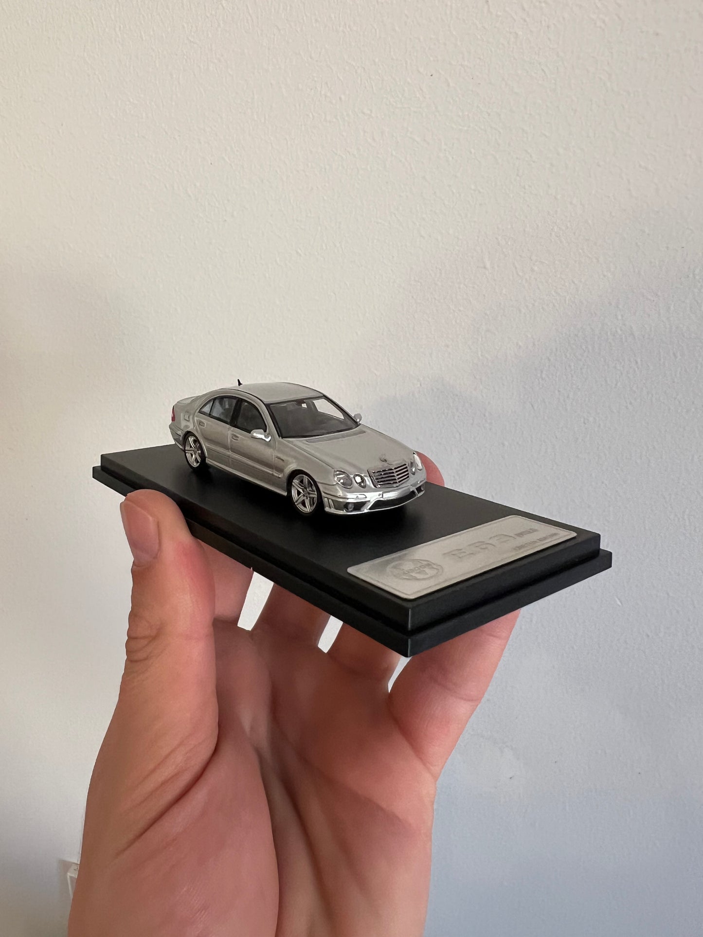 Mercedes Benz diecast w211E class