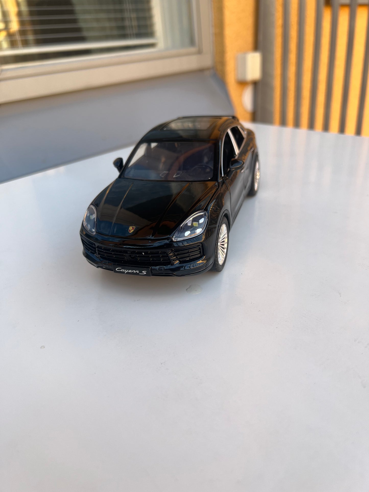 Porsche Cayenne Turbo S car model