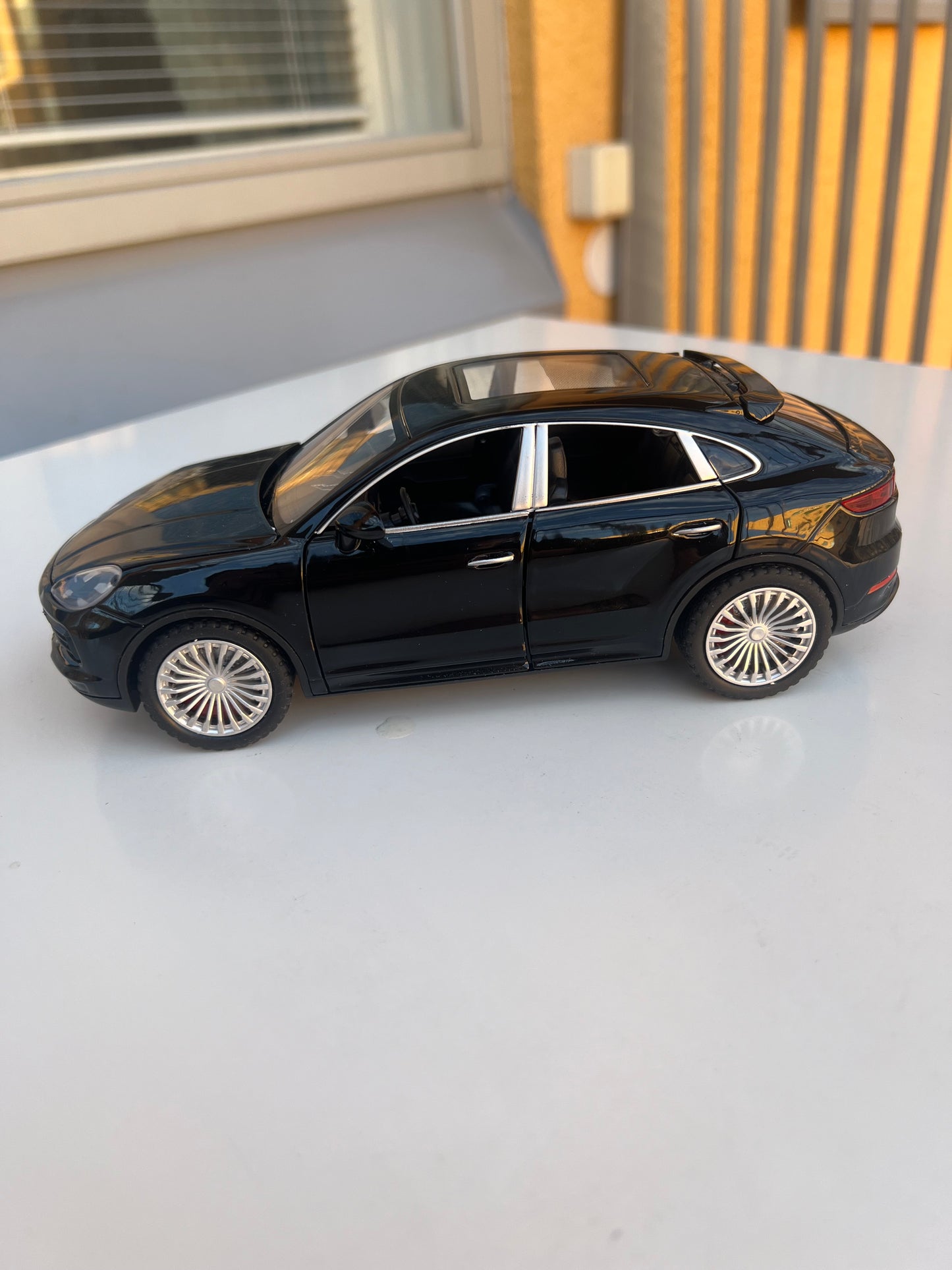 Porsche Cayenne Turbo S car model